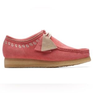 Clarks Women's Wallabees Coral Suede Moccasins Size 11.5